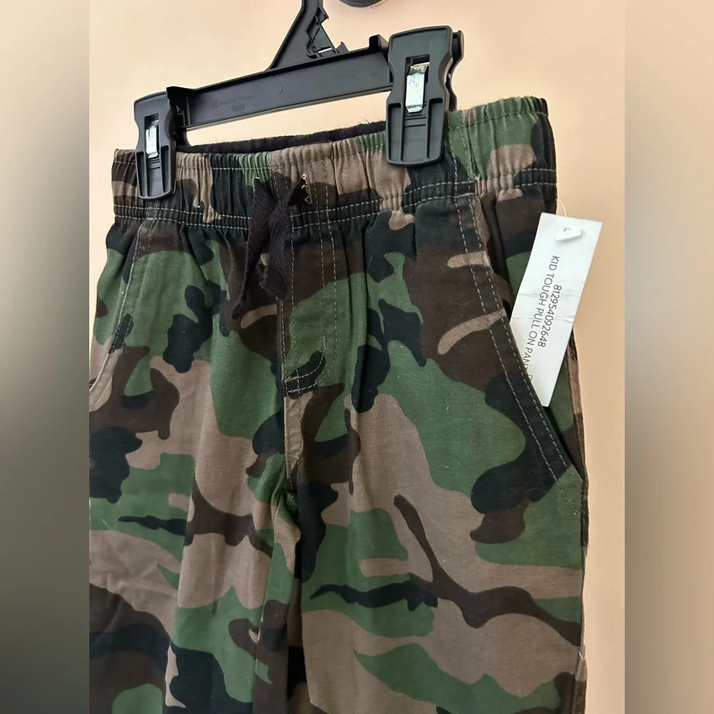 Camo Print Pull-On Pants | Boys XS (4/5) | New With Tag